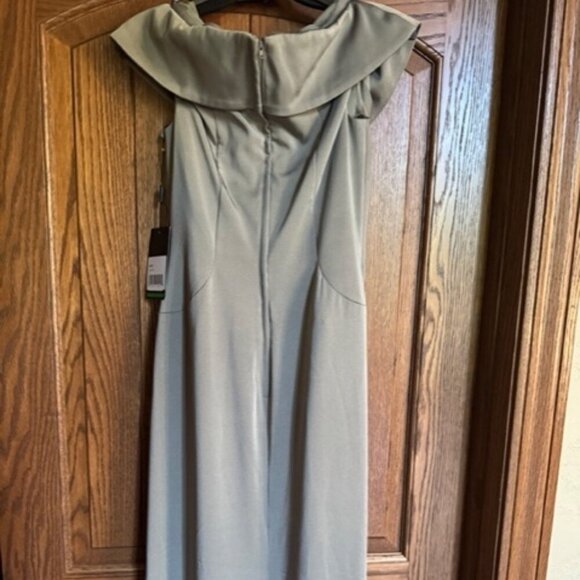 NWT La Femme 26523SC Satin Mother of the Bride Dress Pewter Size 6 - Picture 8 of 8